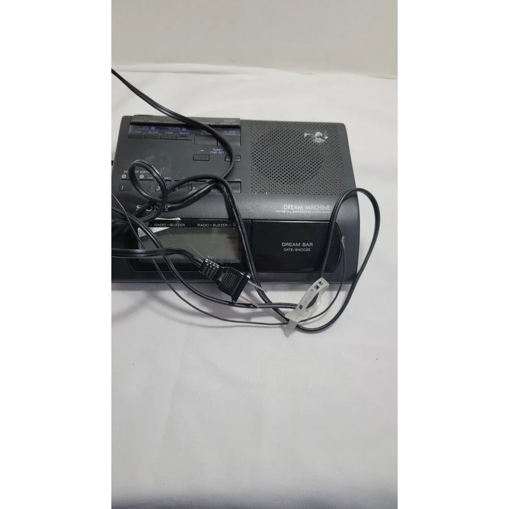 Sony Dream Machine ICF-C303 Vintage AM/FM PLL Dual Alarm Synthesized Clock Radio